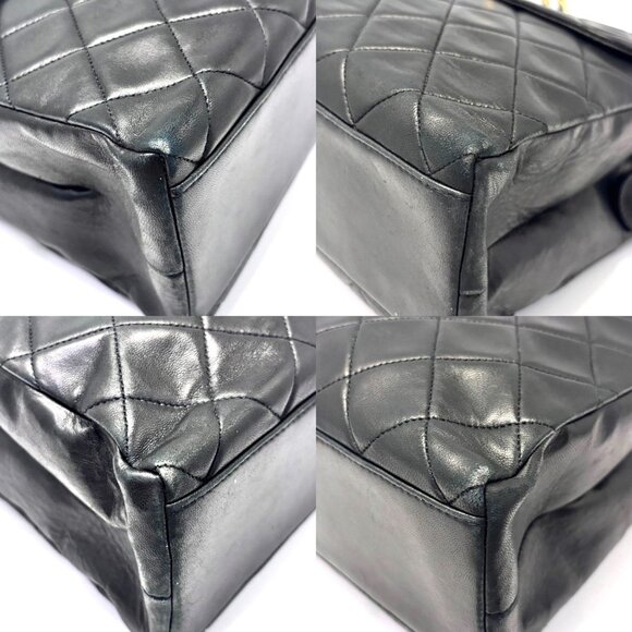 CHANEL Black Lambskin Leather Shoulder Bag - Picture 3 of 8